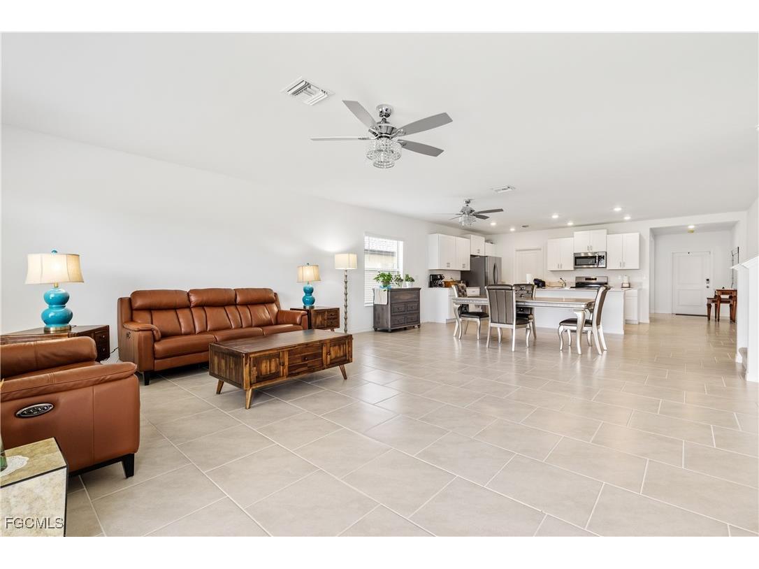4005 Cavassa Court North Fort Myers FL 33917 2025022349 image6