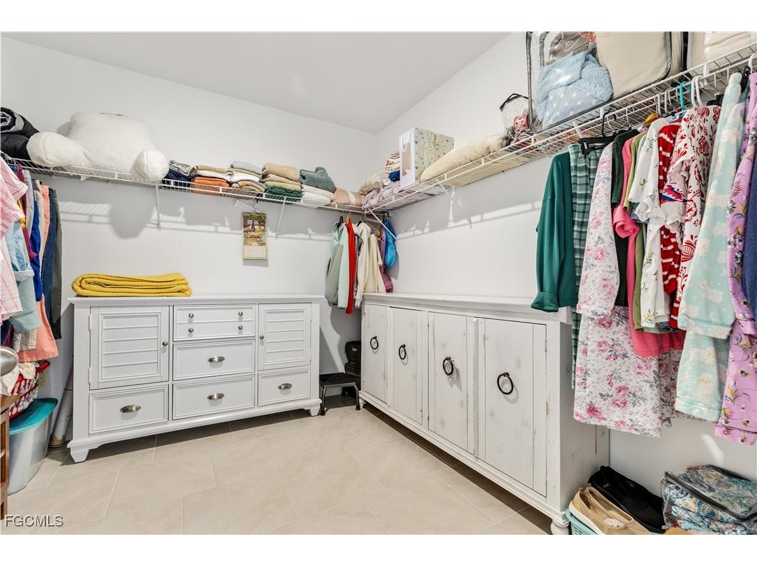 4005 Cavassa Court North Fort Myers FL 33917 2025022349 image8