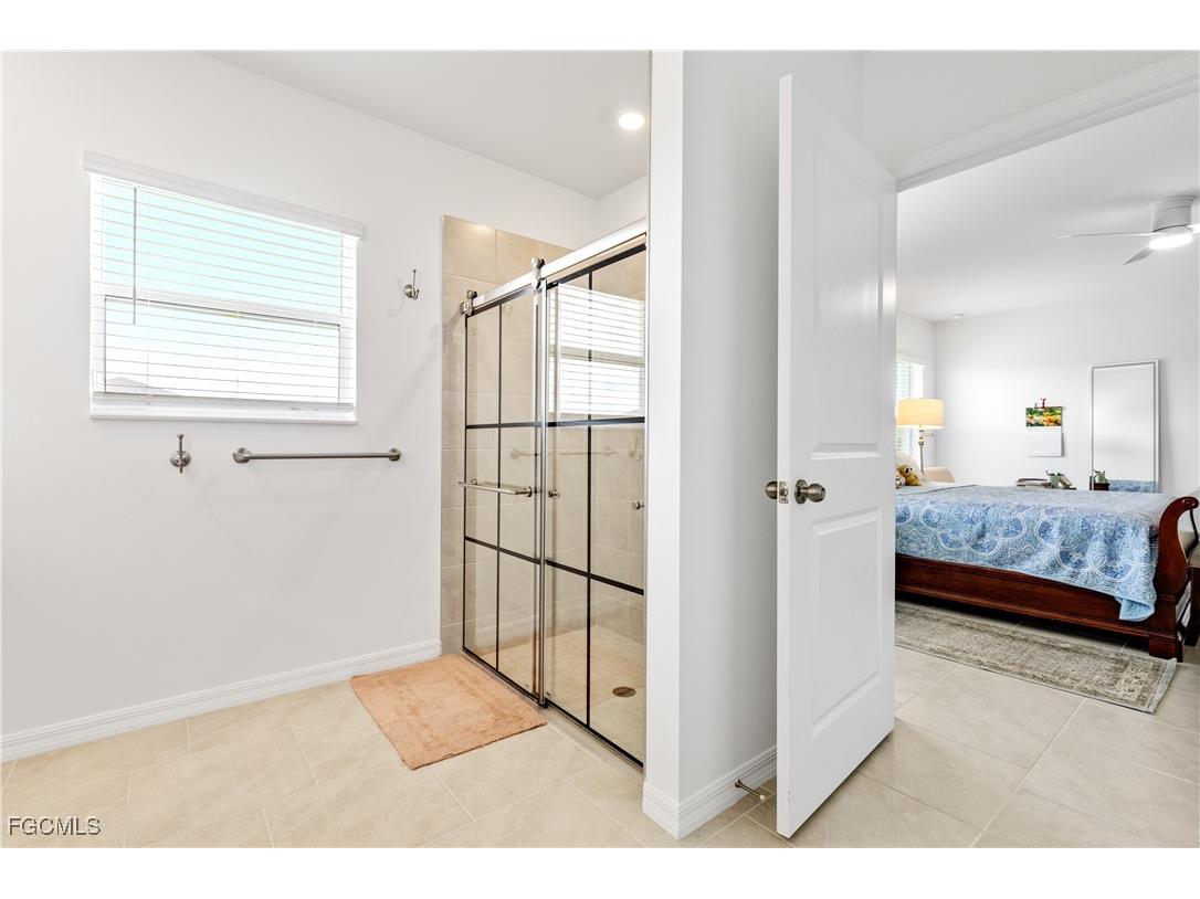 4005 Cavassa Court North Fort Myers FL 33917 2025022349 image9