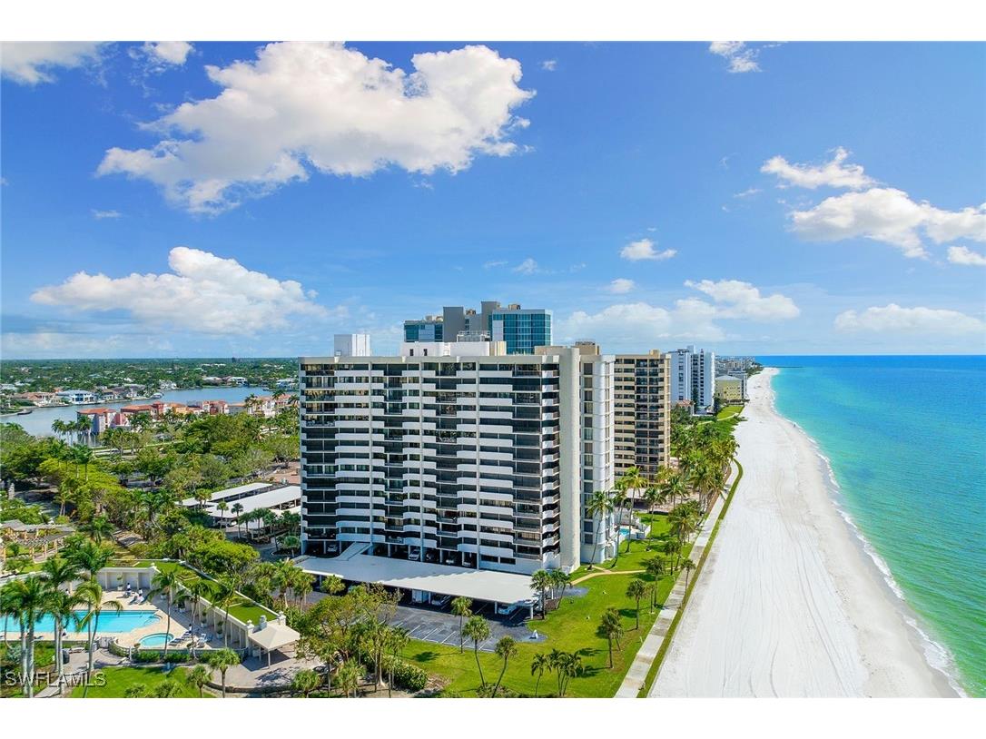 4005 Gulf Shore Boulevard N #1004 Naples FL 34103 224093580 image1