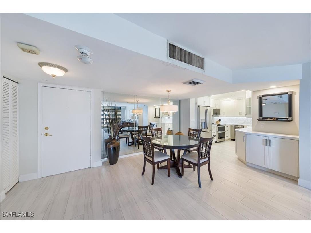 4005 Gulf Shore Boulevard N #1104 Naples FL 34103 225081117 image15
