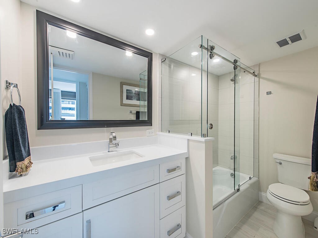 4005 Gulf Shore Boulevard N #1104 Naples FL 34103 225081117 image20