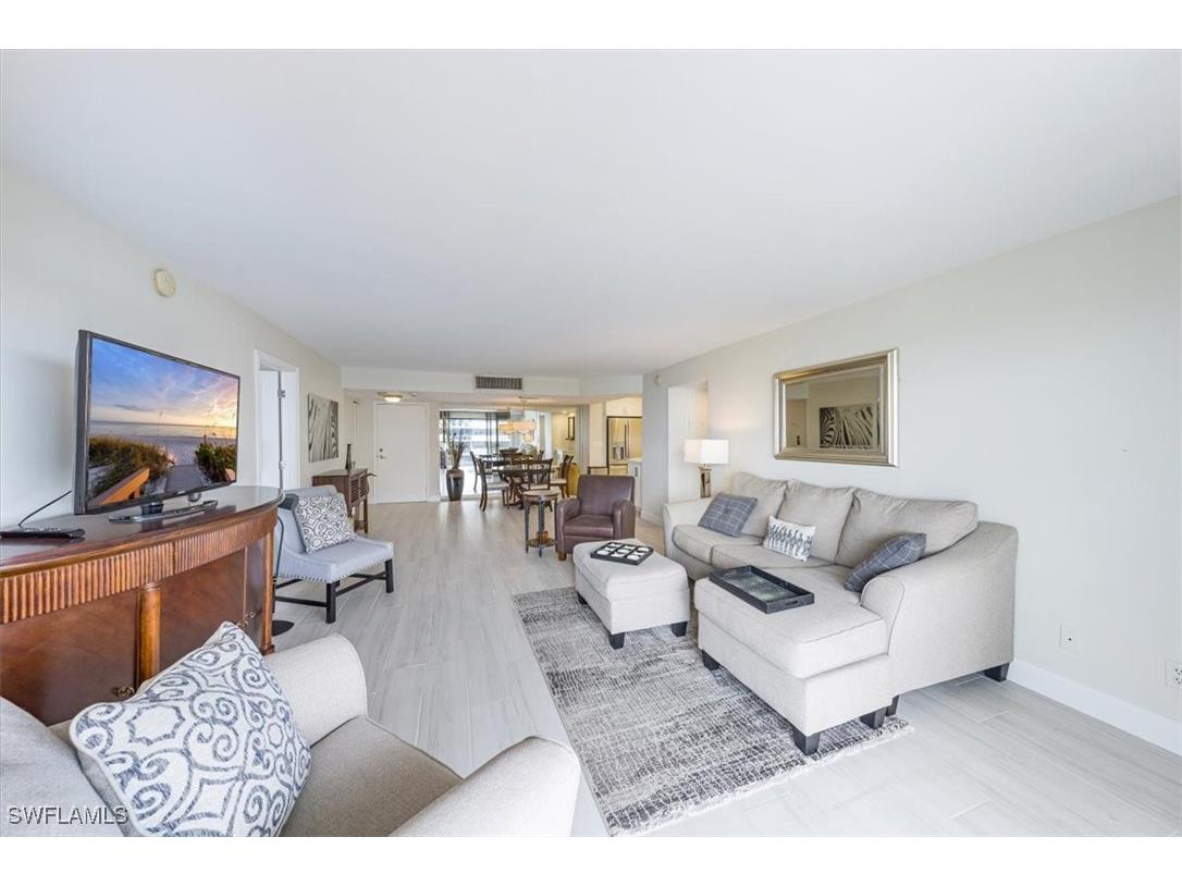 4005 Gulf Shore Boulevard N #1104 Naples FL 34103 225081117 image4