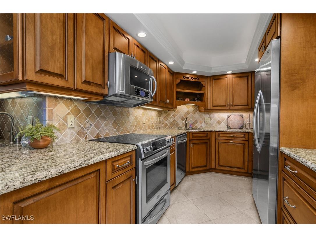 4005 Gulf Shore Boulevard N #1405 Naples FL 34103 225077579 image6