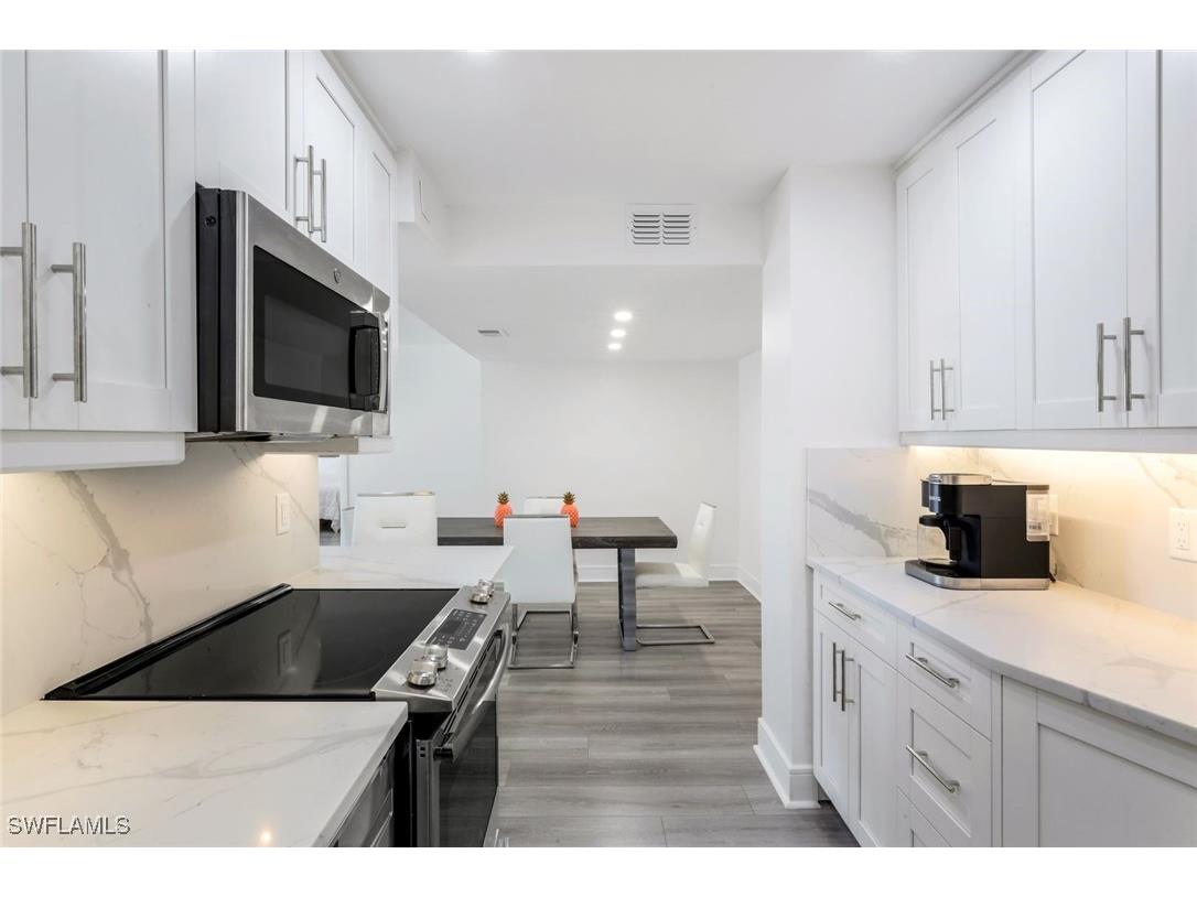 4005 Gulf Shore Boulevard N #404 Naples FL 34103 225029388 image12