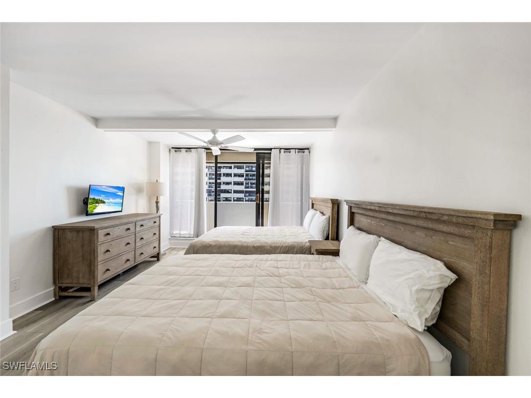 4005 Gulf Shore Boulevard N #404 Naples FL 34103 225029388 image16