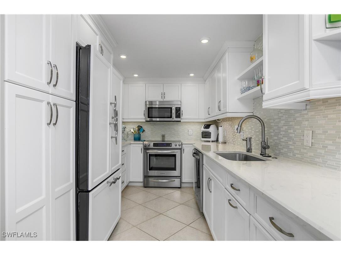 4005 Gulf Shore Boulevard N #603 Naples FL 34103 225067240 image11