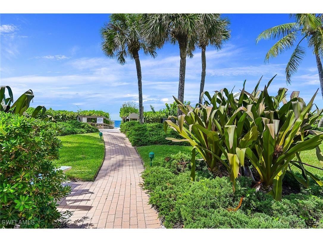 4005 Gulf Shore Boulevard N #607 Naples FL 34103 225074195 image21