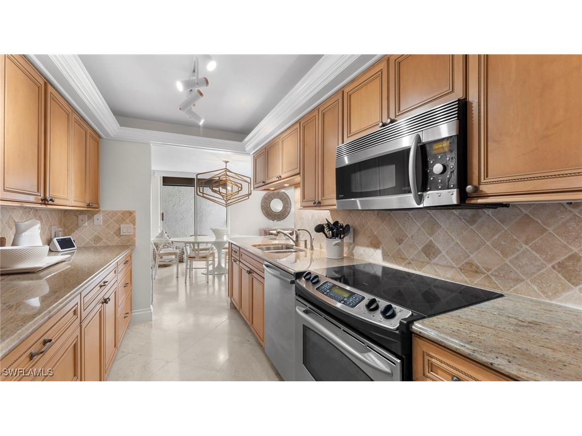 4005 Gulf Shore Boulevard N #700 Naples FL 34103 225071302 image24