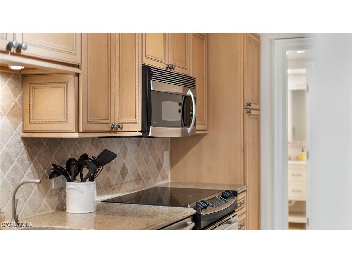 4005 Gulf Shore Boulevard N #700 Naples FL 34103 225071302 image26