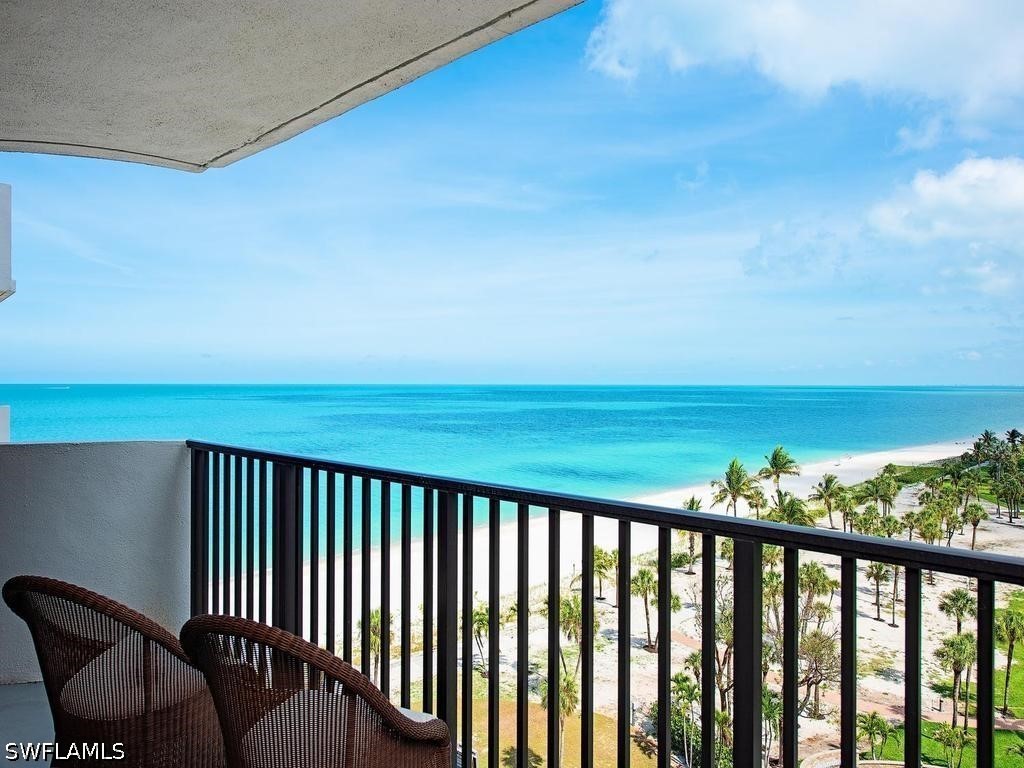 4005 Gulf Shore Boulevard N #903 Naples FL 34103 226018274 image1