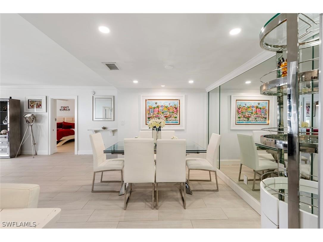 4005 Gulf Shore Boulevard N #904 Naples FL 34103 224046271 image11