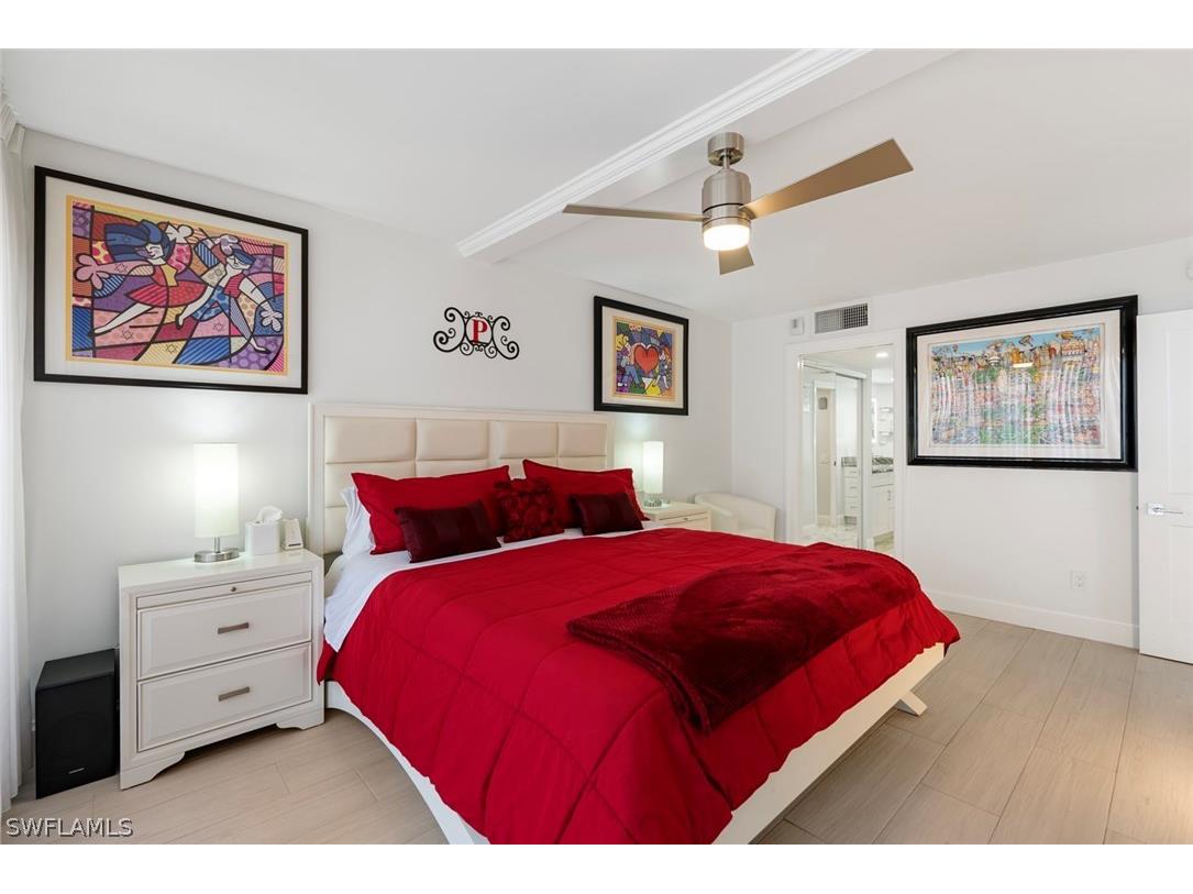 4005 Gulf Shore Boulevard N #904 Naples FL 34103 224046271 image23