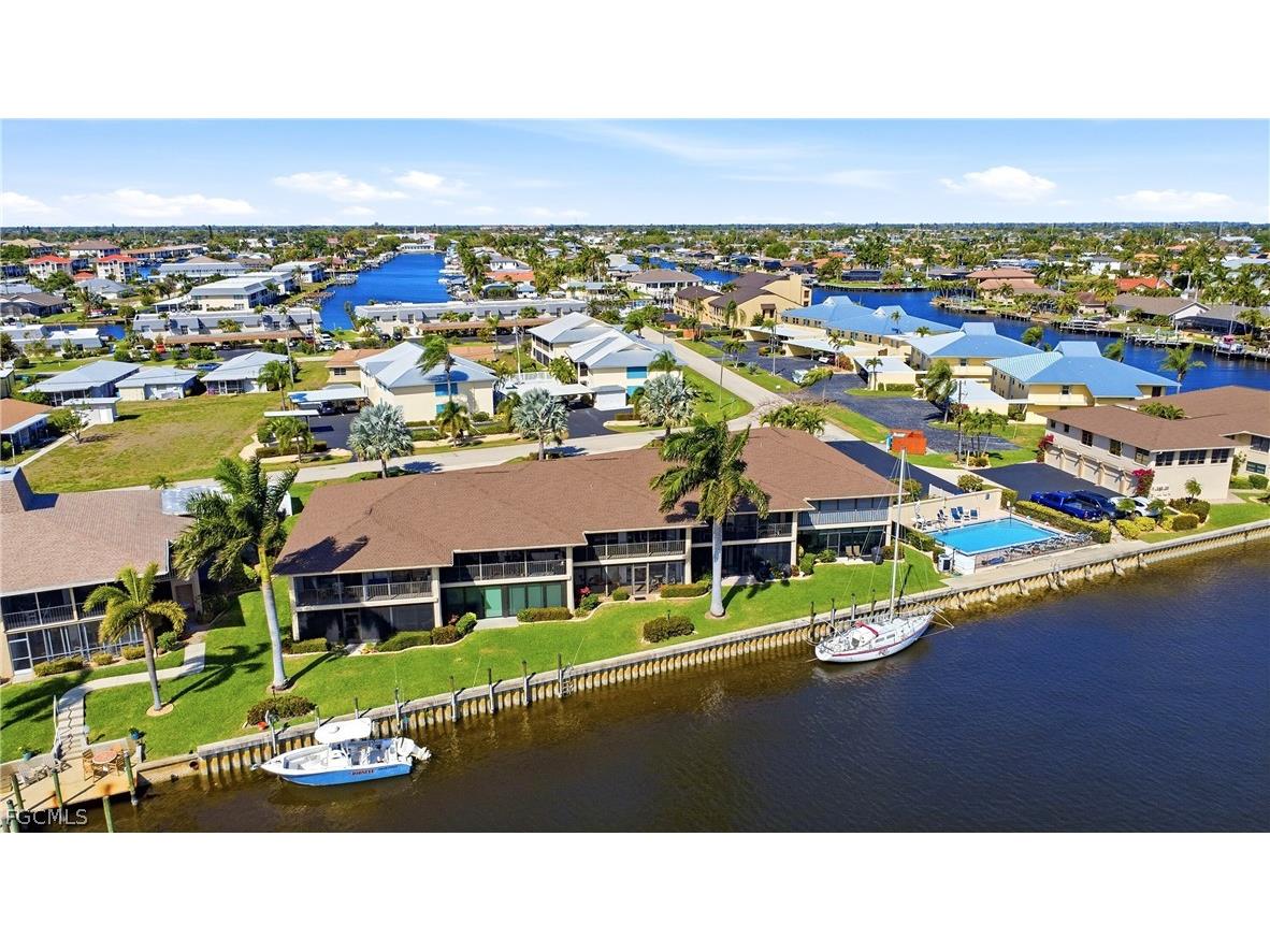 4005 SE 19th Place #8 Cape Coral FL 33904 2026008323 image39