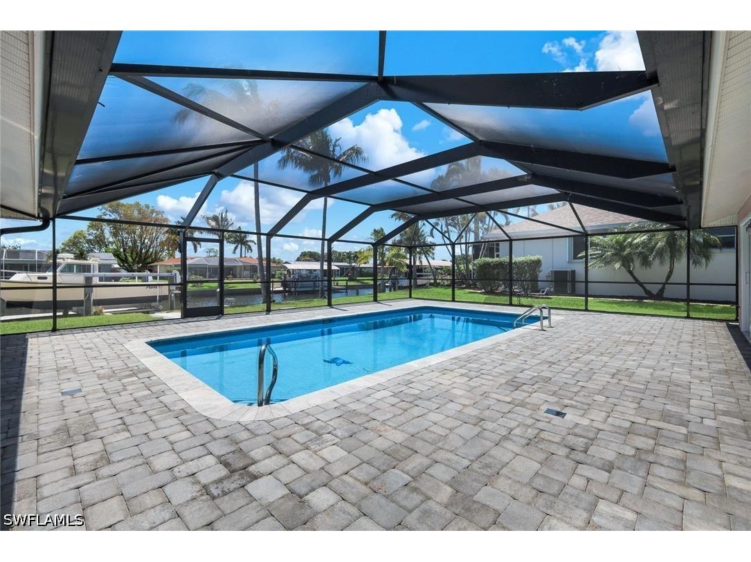 4005 SE 1st Avenue Cape Coral FL 33904 226018387 image2