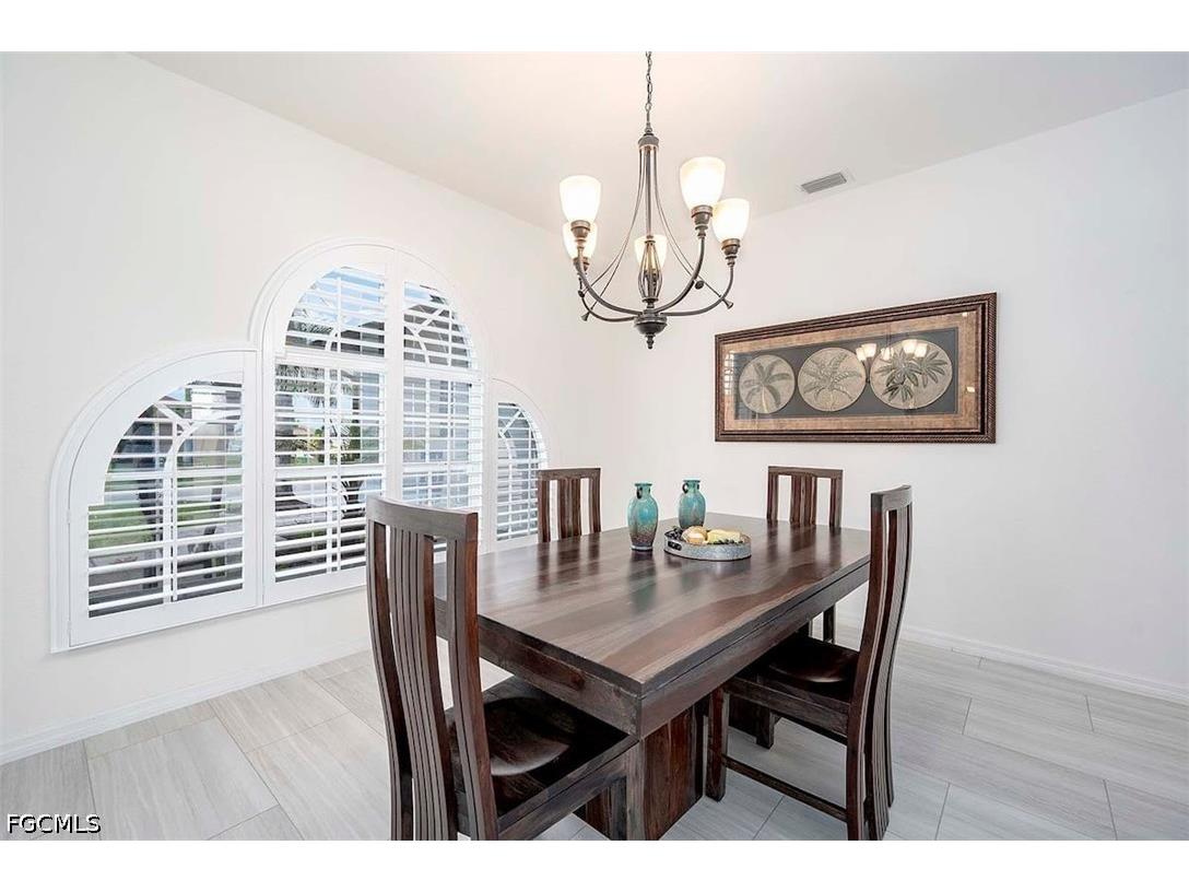 4005 SW 17th Place Cape Coral FL 33914 2026015646 image10