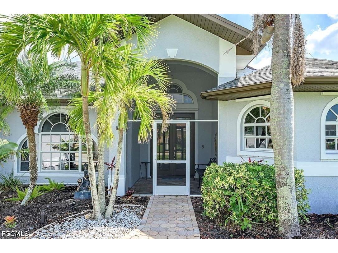 4005 SW 17th Place Cape Coral FL 33914 2026015646 image2