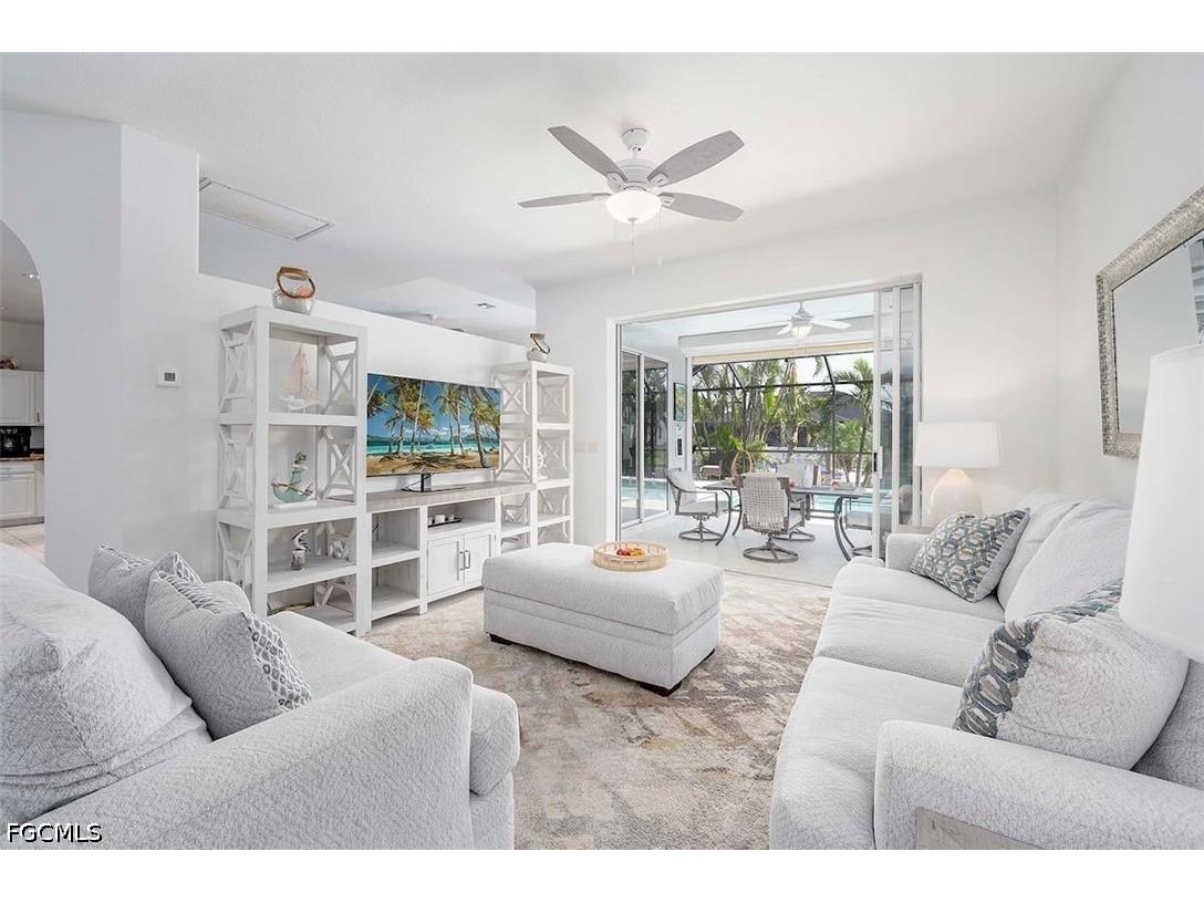 4005 SW 17th Place Cape Coral FL 33914 2026015646 image4