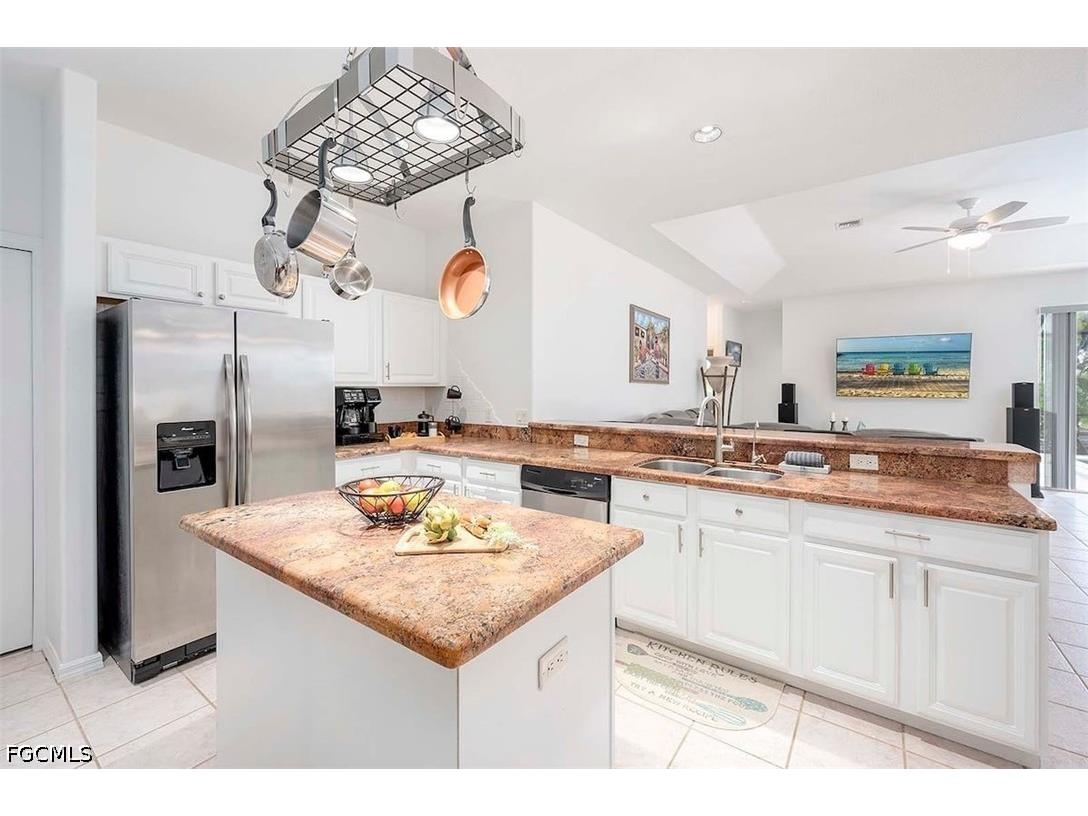 4005 SW 17th Place Cape Coral FL 33914 2026015646 image9