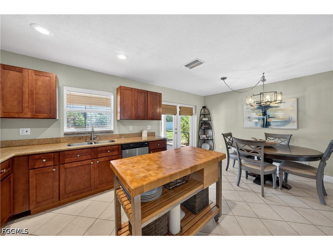 4005 SW 27th Avenue Cape Coral FL 33914 2026018722 image11