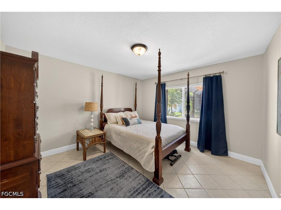 4005 SW 27th Avenue Cape Coral FL 33914 2026018722 image16