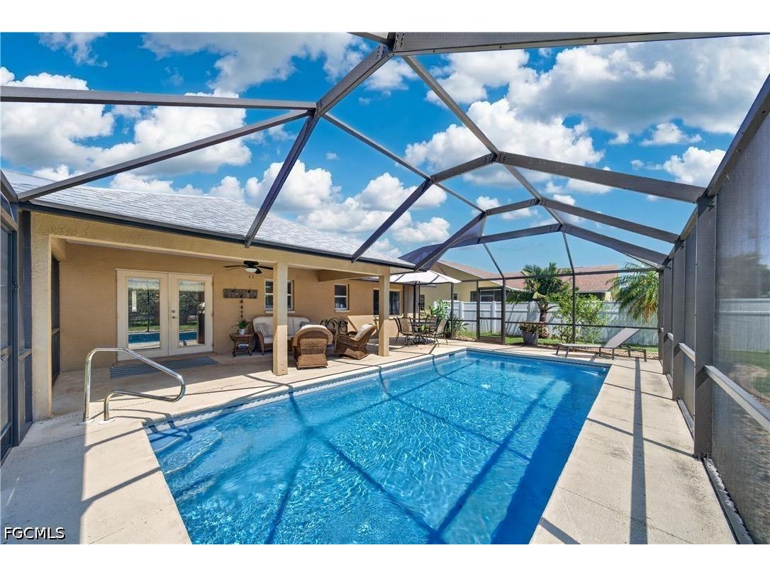 4005 SW 27th Avenue Cape Coral FL 33914 2026018722 image2