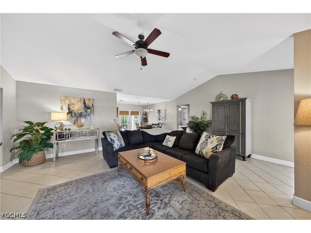 4005 SW 27th Avenue Cape Coral FL 33914 2026018722 image3