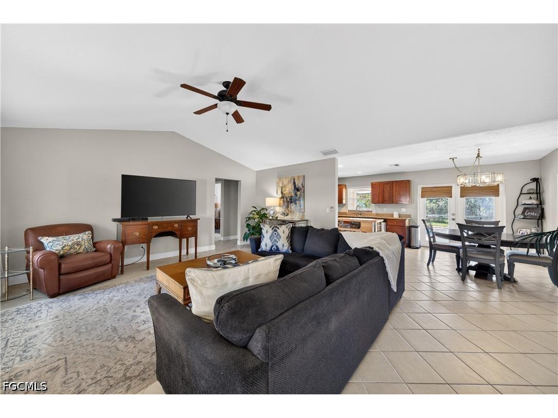 4005 SW 27th Avenue Cape Coral FL 33914 2026018722 image4