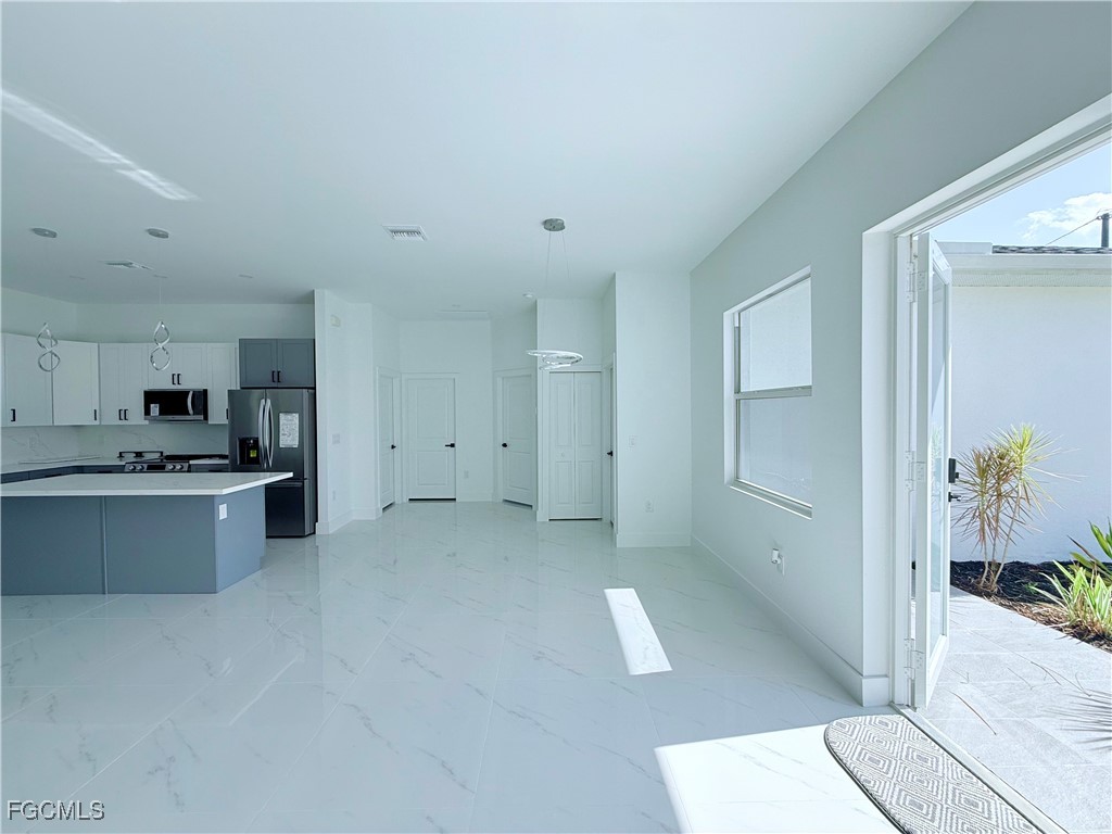 4006 2nd Street SW Lehigh Acres FL 33976 2026003759 image5