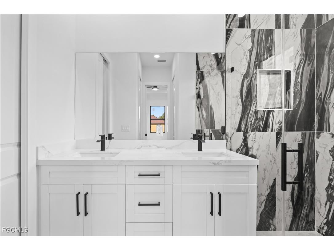 4006 5th Street SW Lehigh Acres FL 33976 2026000276 image16