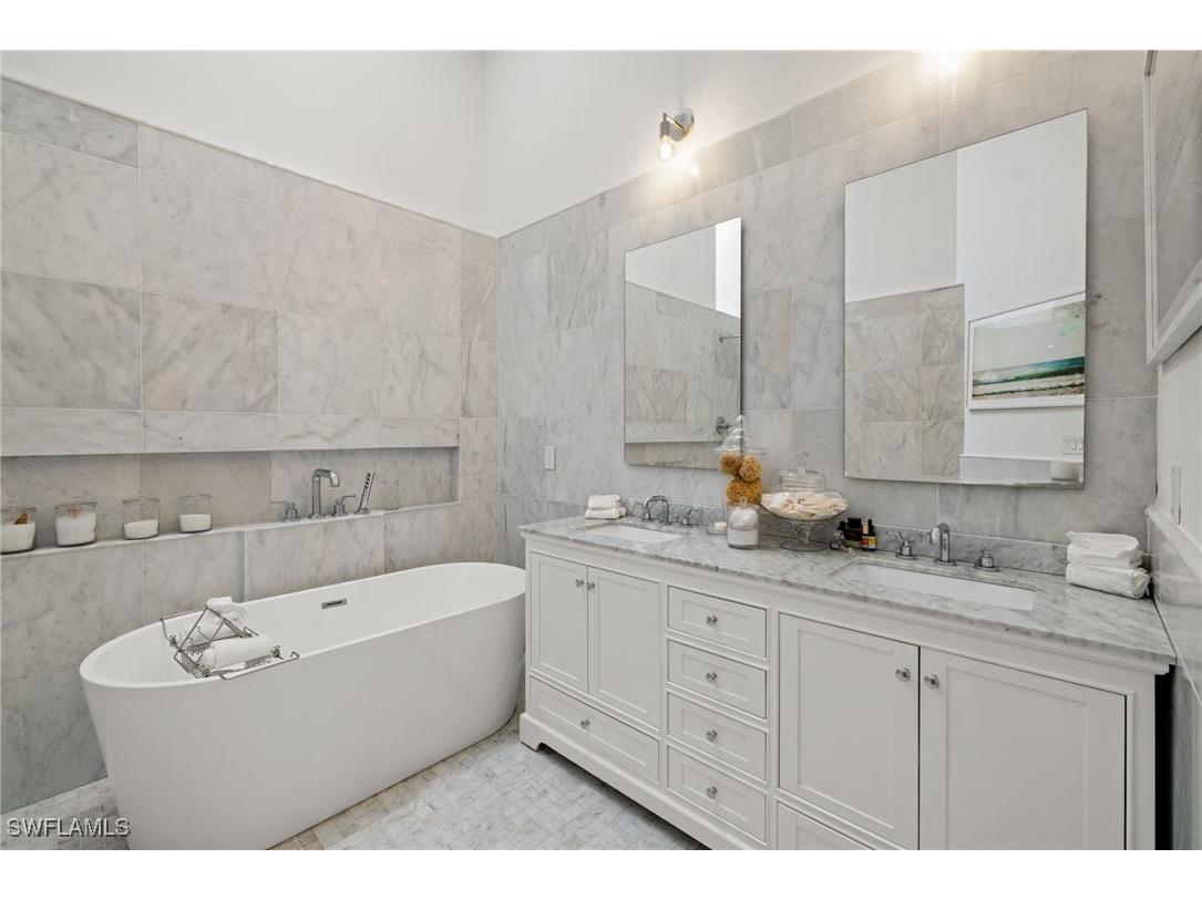 4006 Crayton Road #A-2 Naples FL 34103 225072647 image20