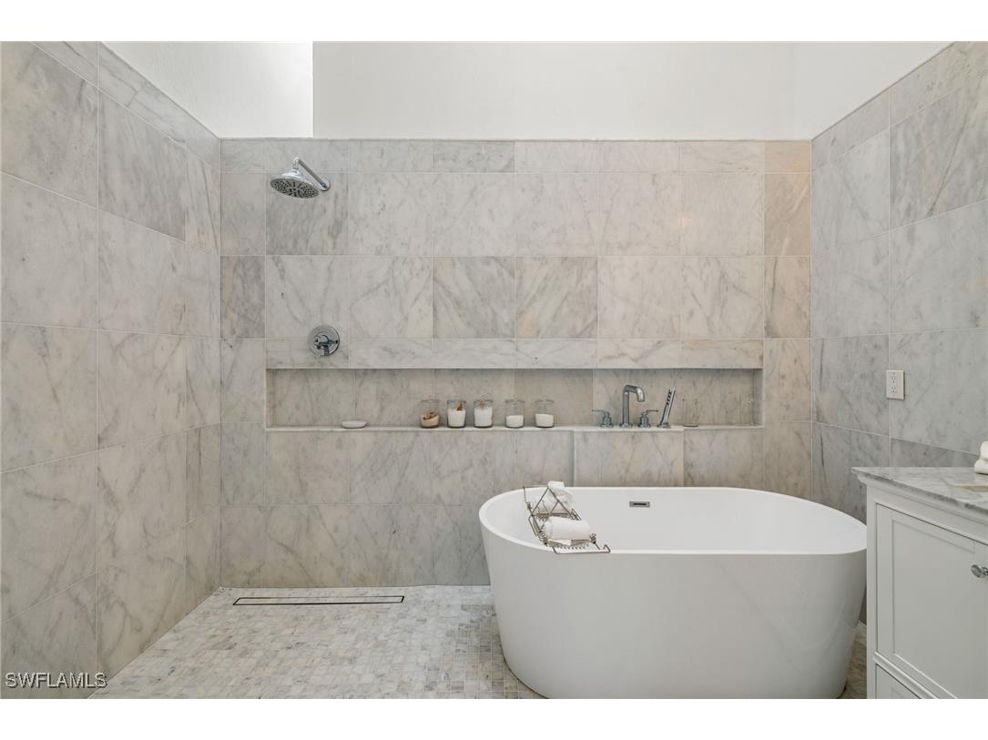 4006 Crayton Road #A-2 Naples FL 34103 225072647 image21