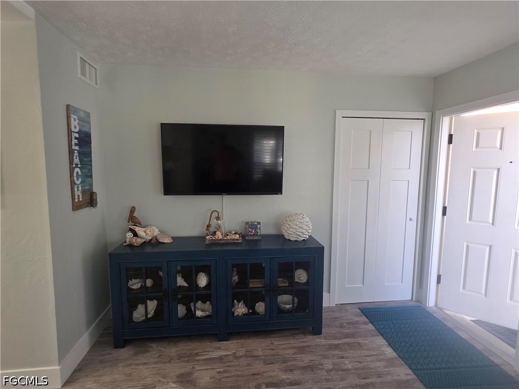 4006 SE 20th Place #4 Cape Coral FL 33904 2026018489 image4