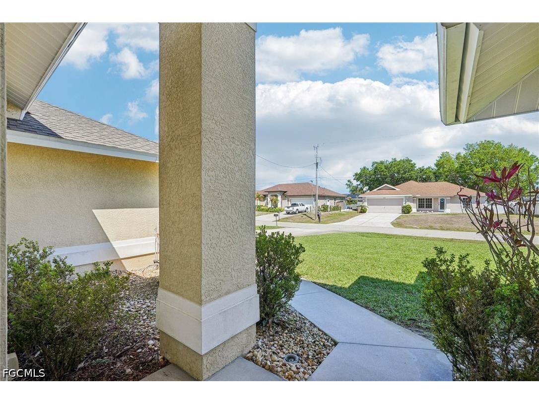 4007 11th Street W Lehigh Acres FL 33971 2026014276 image4