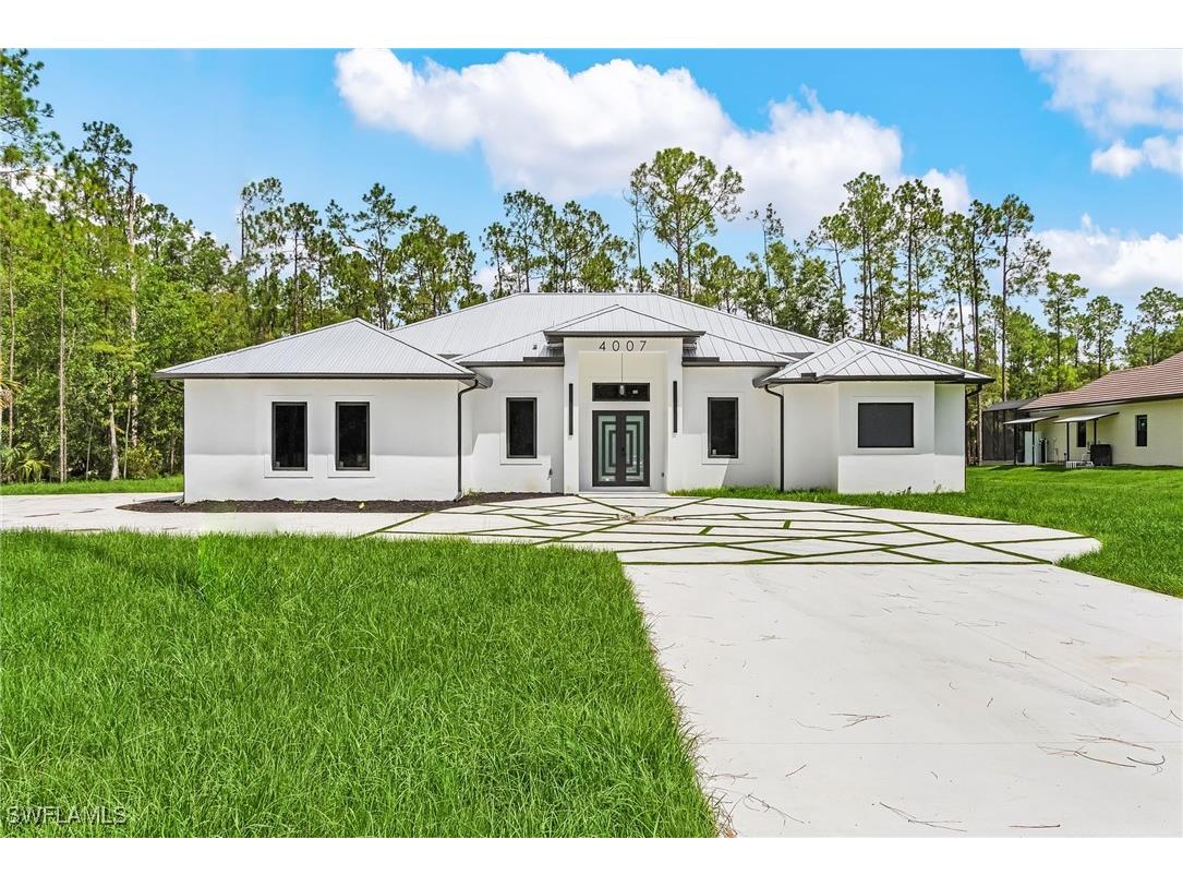 4007 2nd Avenue SE Naples FL 34117 225069766 image1
