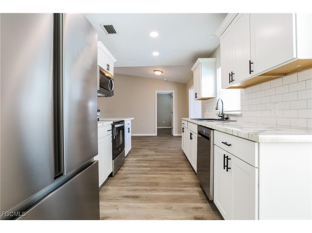 4007 Allure Lane North Port FL 34287 2025005204 image3