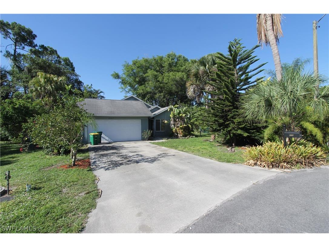 4007 Brush Lane Naples FL 34112 224045032 image1