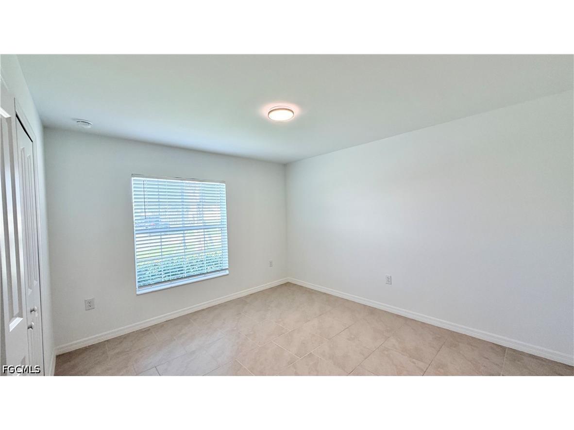 4007 San Clemente Court North Fort Myers FL 33917 2026028058 image18