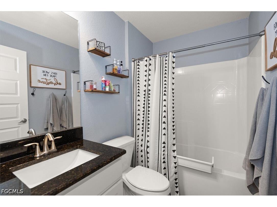 4008 NE 22nd Place Cape Coral FL 33909 2026029876 image18