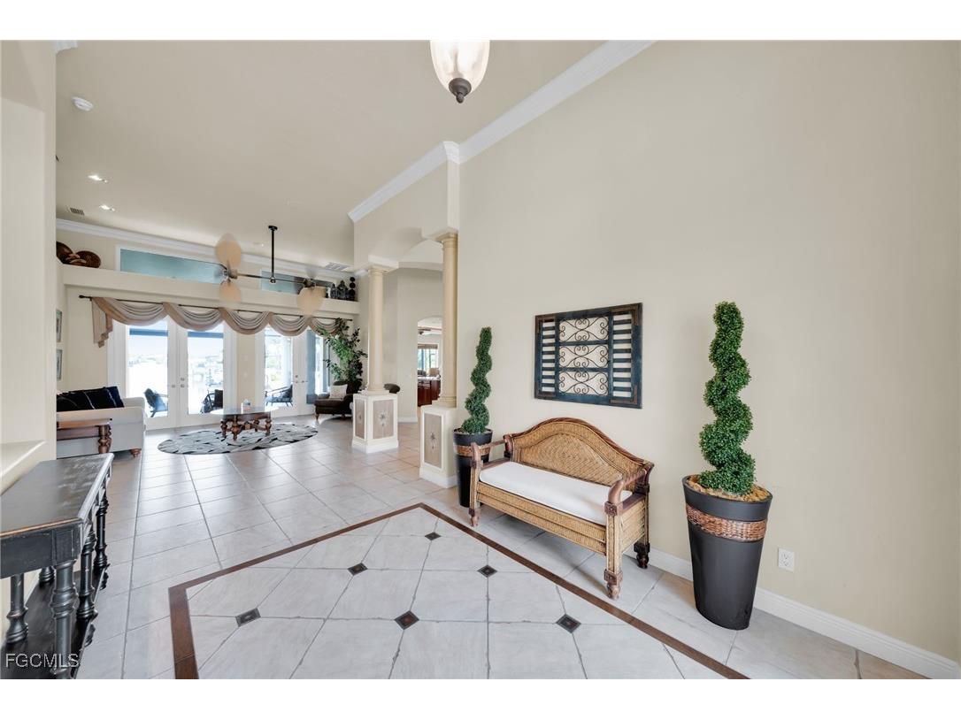 4009 Chiquita Boulevard S Cape Coral FL 33914 2025014049 image18