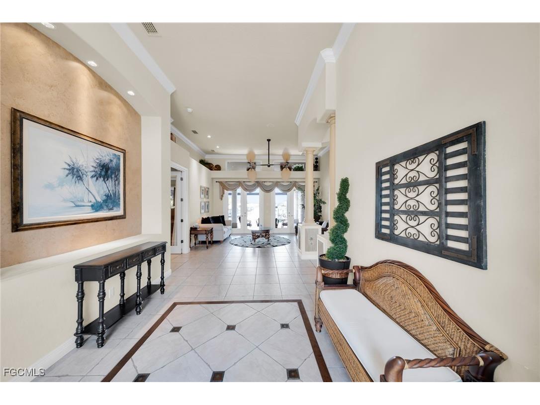 4009 Chiquita Boulevard S Cape Coral FL 33914 2025014049 image20