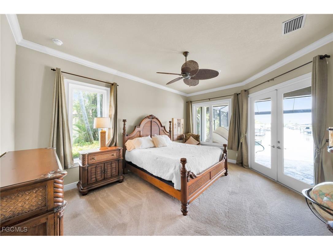 4009 Chiquita Boulevard S Cape Coral FL 33914 2025014049 image28