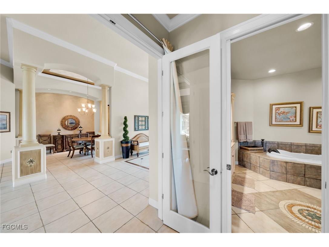 4009 Chiquita Boulevard S Cape Coral FL 33914 2025014049 image30