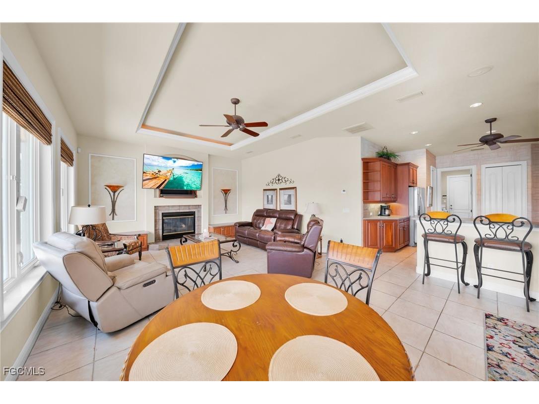 4009 Chiquita Boulevard S Cape Coral FL 33914 2025014049 image34