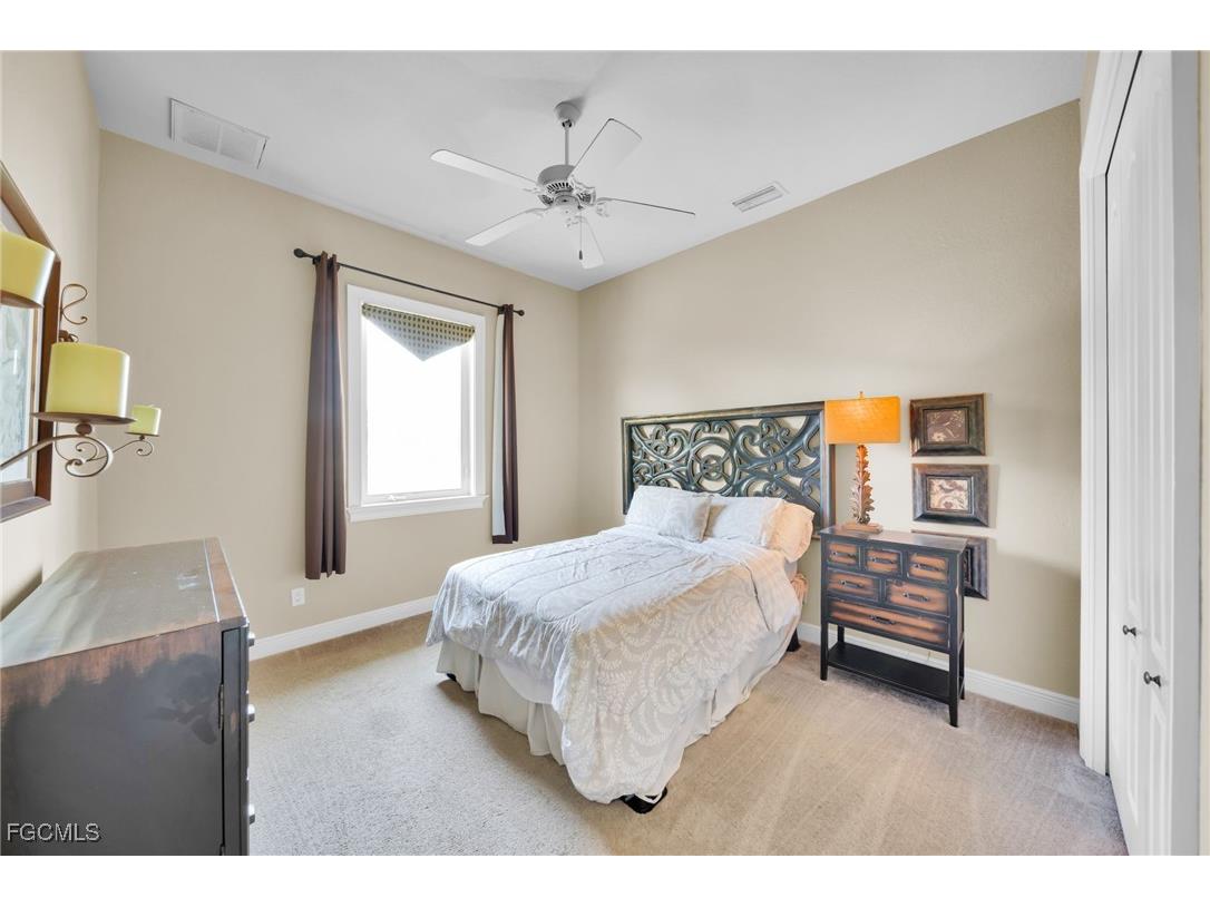 4009 Chiquita Boulevard S Cape Coral FL 33914 2025014049 image39