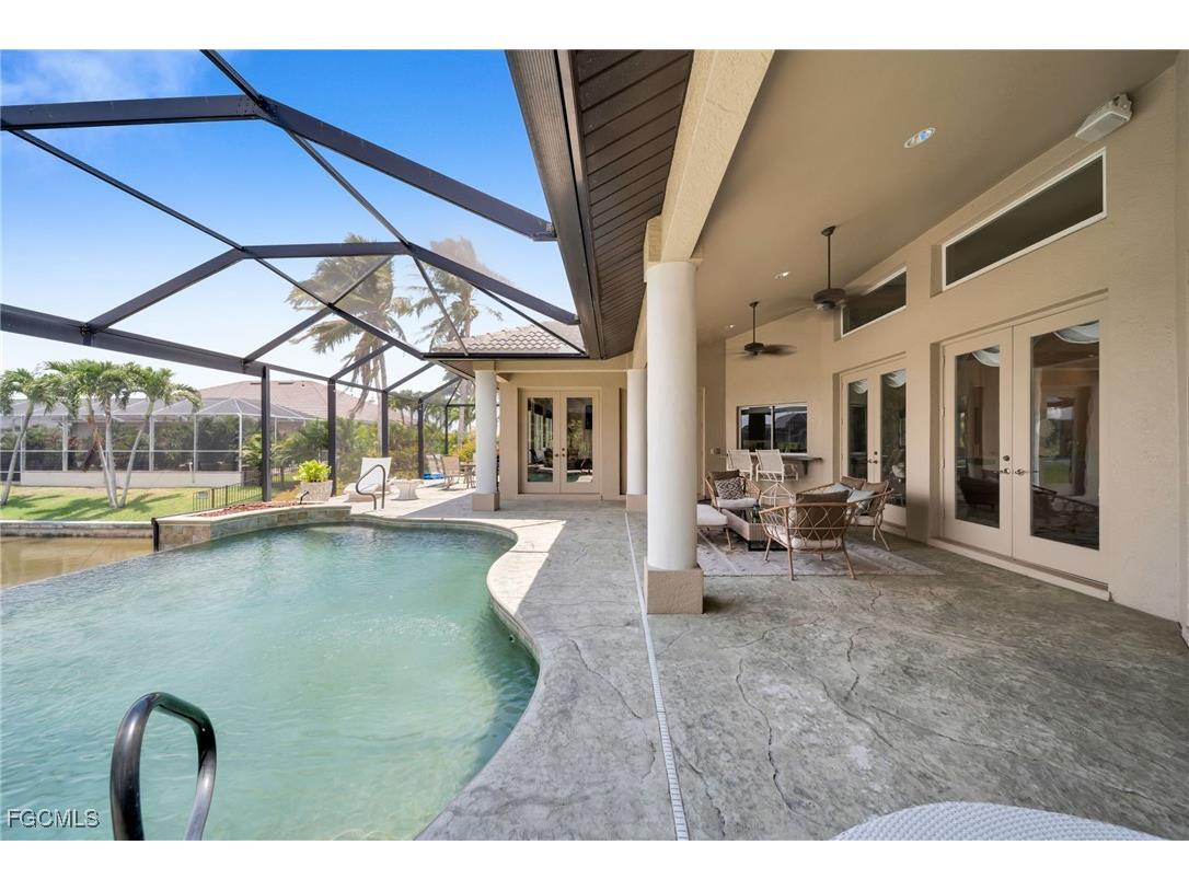 4009 Chiquita Boulevard S Cape Coral FL 33914 2025014049 image50