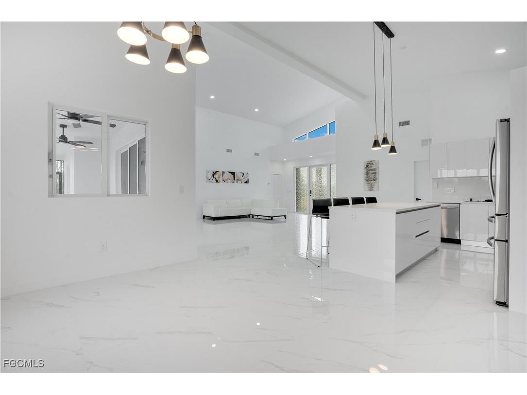 4009 Jacaranda Parkway W Cape Coral FL 33993 2026001378 image19