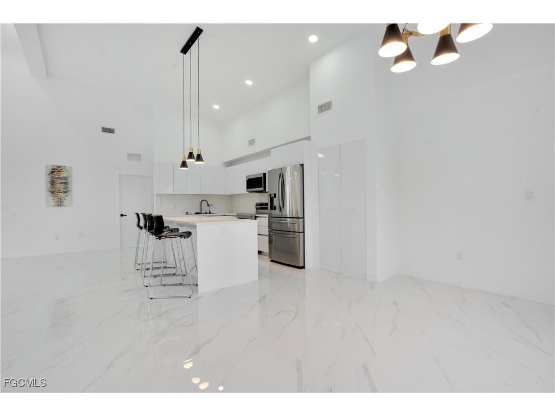 4009 Jacaranda Parkway W Cape Coral FL 33993 2026001378 image21