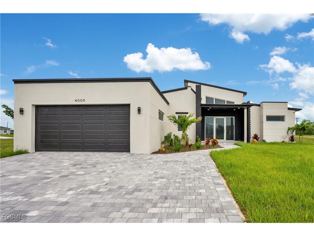 4009 Jacaranda Parkway W Cape Coral FL 33993 2026001378 image3