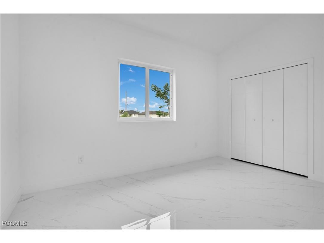 4009 Jacaranda Parkway W Cape Coral FL 33993 2026001378 image35